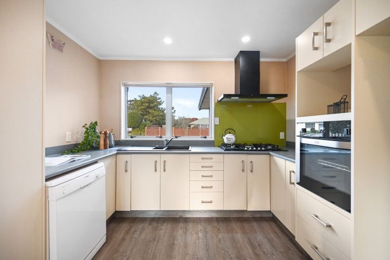 Photo of property in 34 Macmurdo Avenue, Glenview, Hamilton, 3206