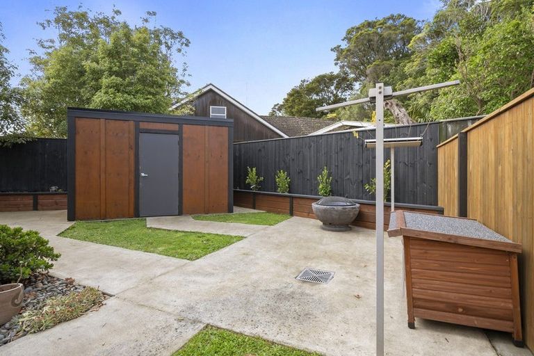 Photo of property in 4 Waimarama Court, Roslyn, Palmerston North, 4414