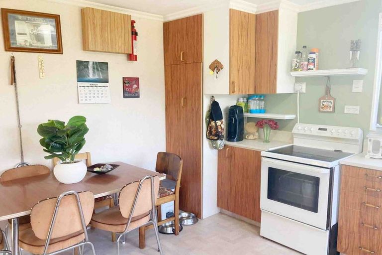 Photo of property in 13 Scotswood Street, Waikaia, 9778