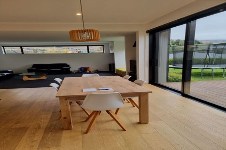 Photo of property in 38 Stackbrae Avenue, Wanaka, 9305