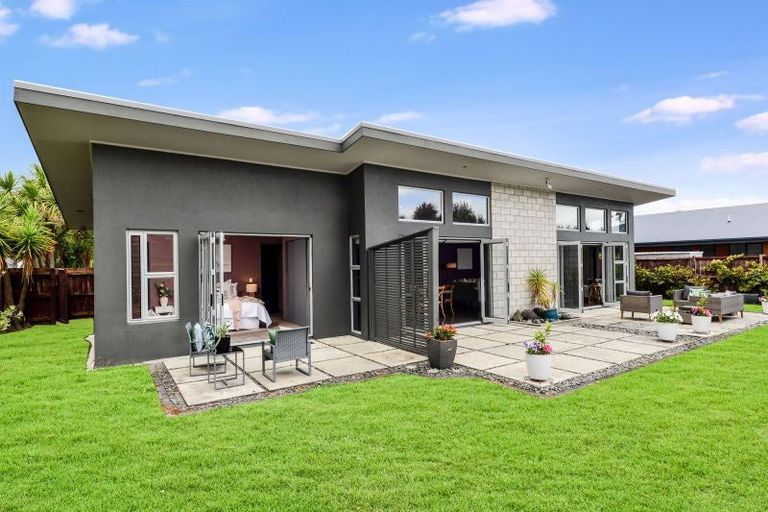 Photo of property in 3 Farringdon Avenue, Rototuna North, Hamilton, 3210