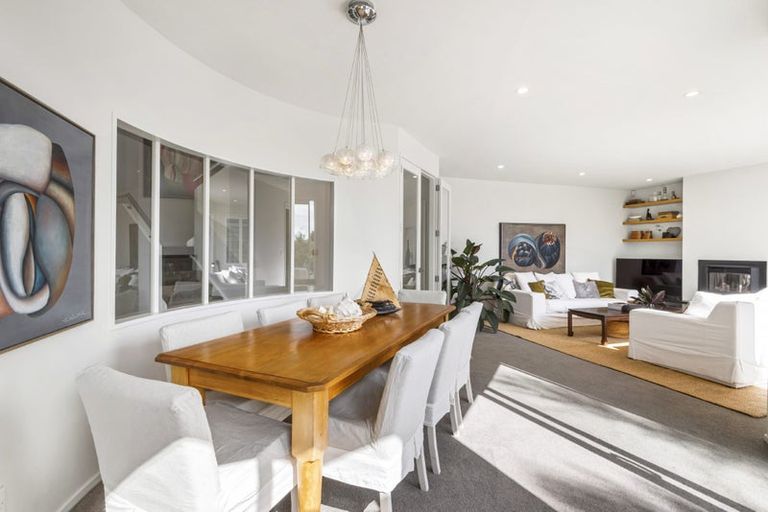 Photo of property in 1/56 Castor Bay Road, Castor Bay, Auckland, 0620