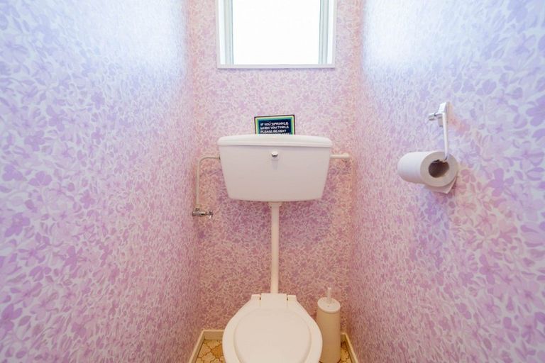 Photo of property in 25 Mckerrow Street, Te Anau, 9600