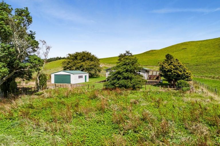 Photo of property in 49 Standish Road, Toko, Stratford, 4392