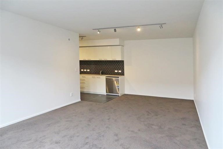 Photo of property in The Firemans Apartments, 211/321 Jackson Street, Petone, Lower Hutt, 5012