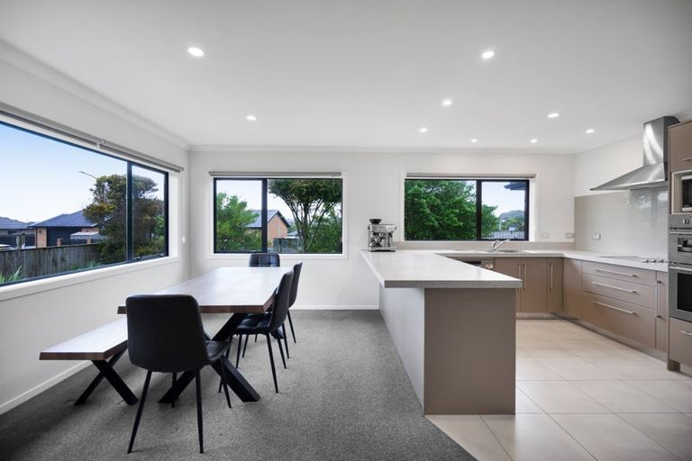 Photo of property in 37 Dillon Drive, Bell Block, New Plymouth, 4312