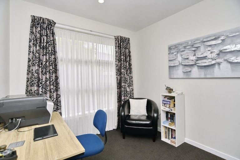 Photo of property in 292 West Belt, Rangiora, 7400