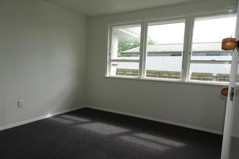 Photo of property in 409 Kotuku Street, Camberley, Hastings, 4120