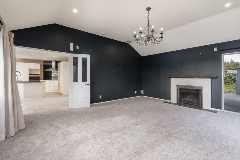 Photo of property in 361 Tukapa Street, Hurdon, New Plymouth, 4310