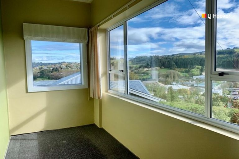 Photo of property in 17 Scotland Terrace, Green Island, Dunedin, 9018