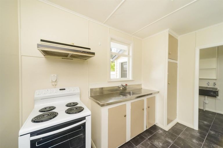 Photo of property in 26 Princess Street, Marton, 4710