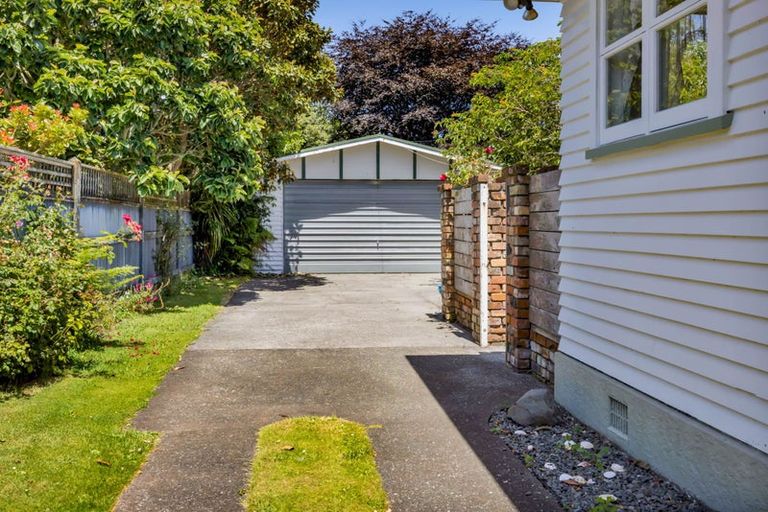 Photo of property in 5 Wera Street, Hawera, 4610