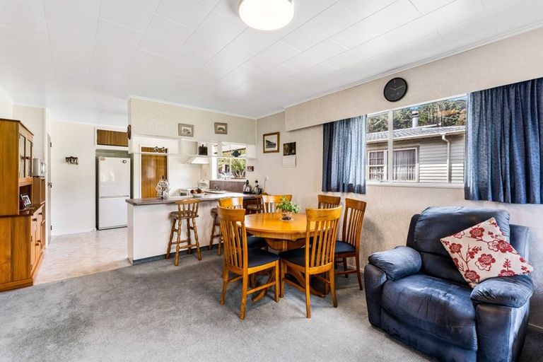 Photo of property in 20 Holland Street, Wainuiomata, Lower Hutt, 5014
