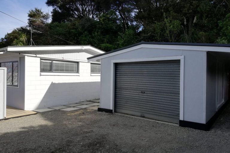 Photo of property in 41 Cochrane Avenue, Arkles Bay, Whangaparaoa, 0932