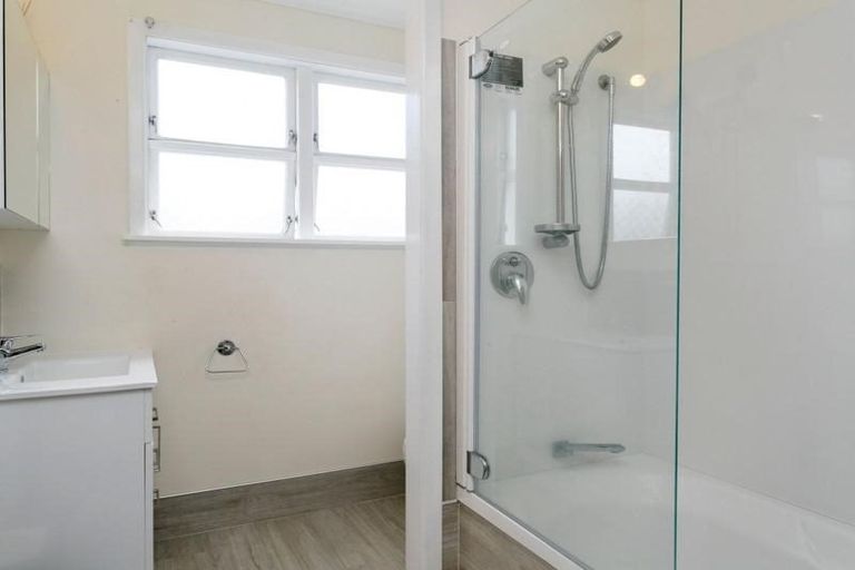 Photo of property in 1/143 Tauhara Road, Tauhara, Taupo, 3330