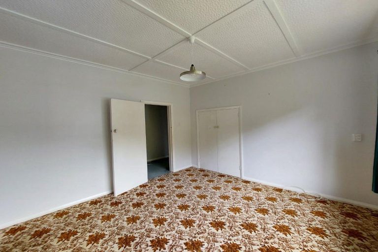Photo of property in 13 Stoke Street, Westown, New Plymouth, 4310
