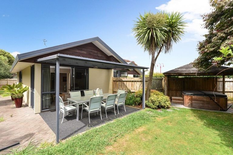 Photo of property in 26 Bouverie Crescent, Flagstaff, Hamilton, 3210