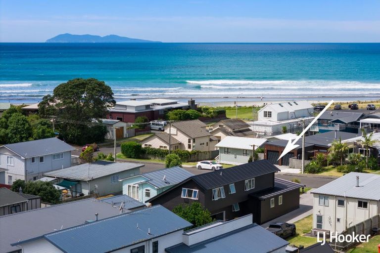 Photo of property in 7 Wallnutt Avenue, Waihi Beach, 3611
