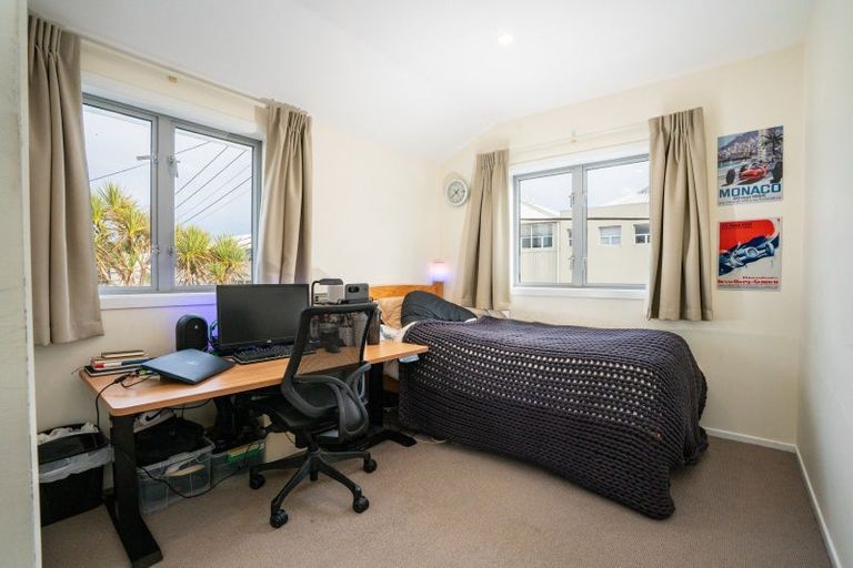 Photo of property in 30 Stone Street, Miramar, Wellington, 6022