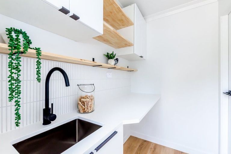 Photo of property in 21 Ruru Street, Waikanae, 5036