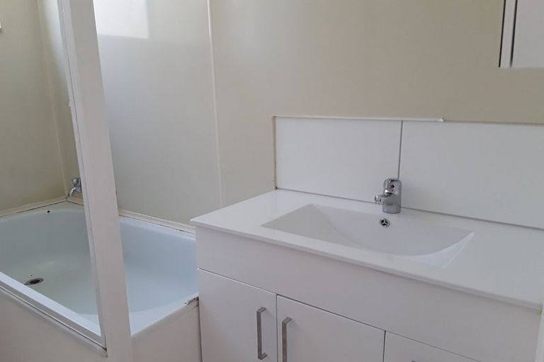 Photo of property in 12 Montrose Drive, Atawhai, Nelson, 7010