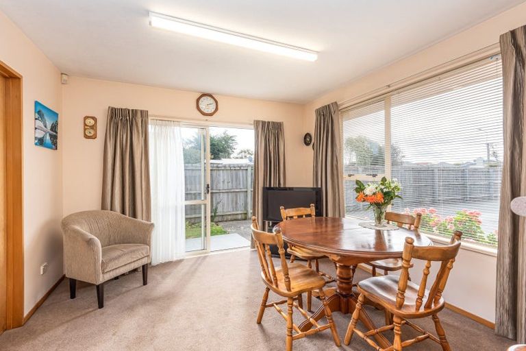 Photo of property in 41a Sawyers Arms Road, Northcote, Christchurch, 8052