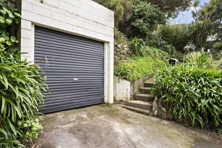 Photo of property in 64 Roseneath Terrace, Roseneath, Wellington, 6011