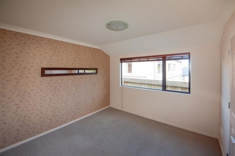 Photo of property in 35 Waverton Terrace, Churton Park, Wellington, 6037