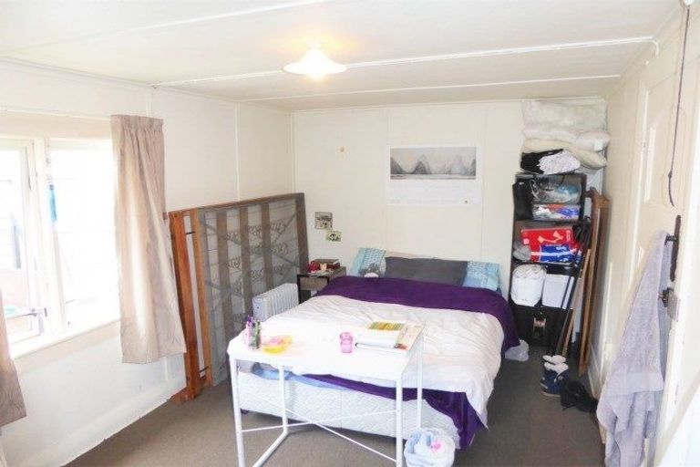 Photo of property in 18 Gladstone Road, North East Valley, Dunedin, 9010