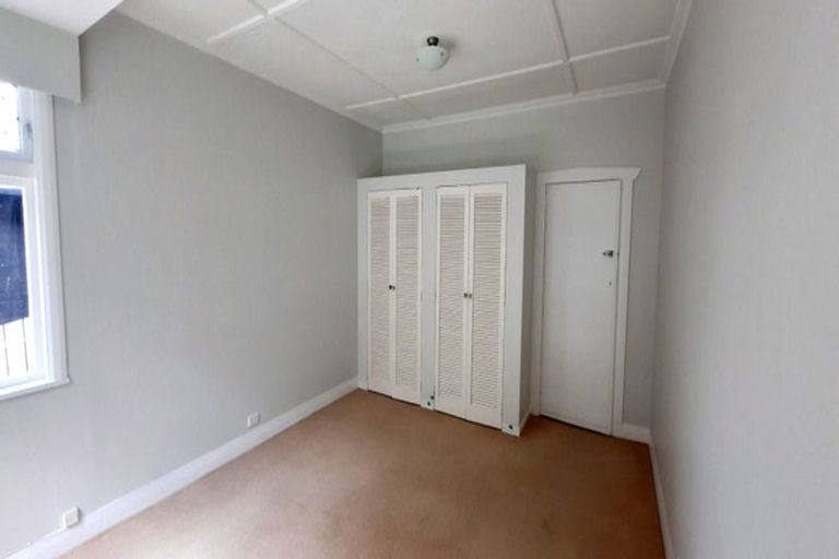 Photo of property in 4 Rotherham Terrace, Miramar, Wellington, 6022