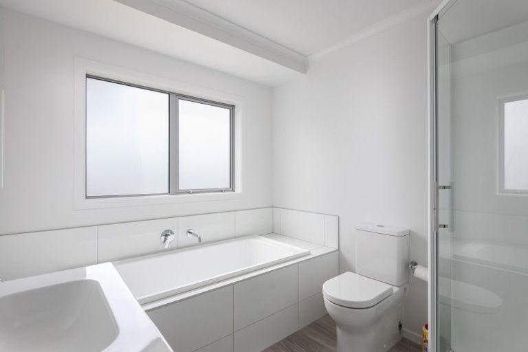 Photo of property in 5b Hinz Lane, Bell Block, New Plymouth, 4312