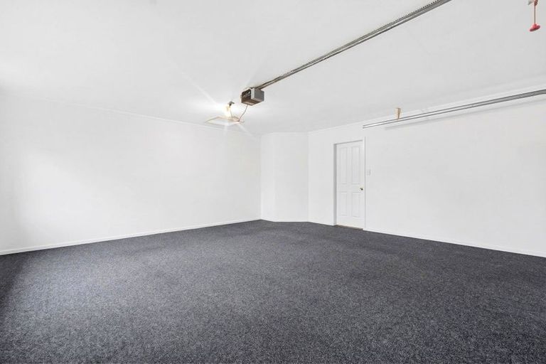 Photo of property in 31 Magnolia Drive, Waiuku, 2123