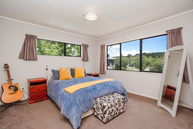 Photo of property in 33 Tawavale Street, Pukehangi, Rotorua, 3015