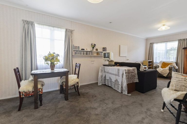 Photo of property in 18 Lane Road, Weymouth, Auckland, 2103