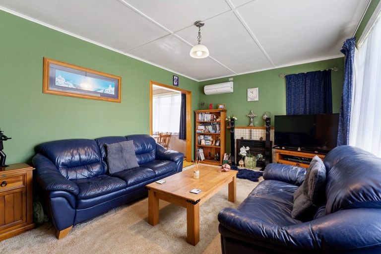 Photo of property in 45 Tararua Street, Pahiatua, 4910