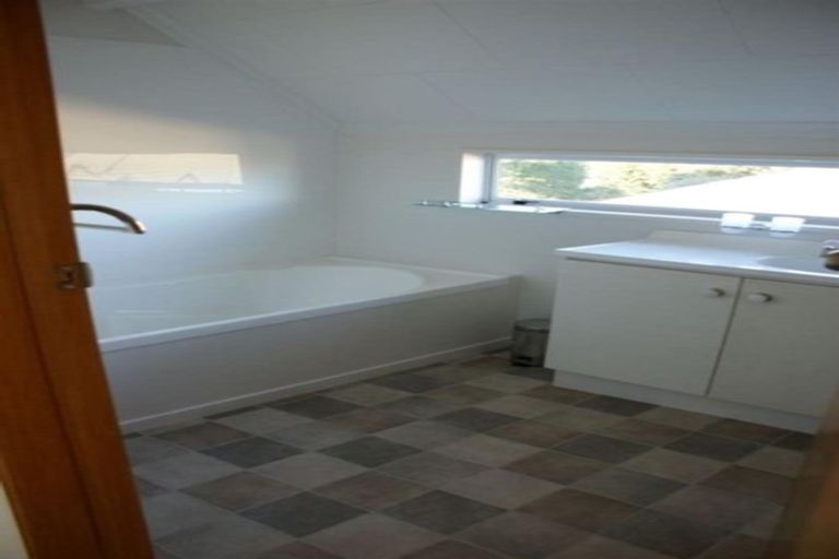 Photo of property in 389 Yaldhurst Road, Russley, Christchurch, 8042