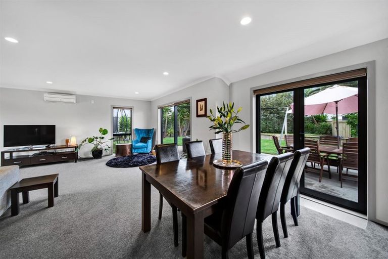 Photo of property in 5a James Drive, Bell Block, New Plymouth, 4312