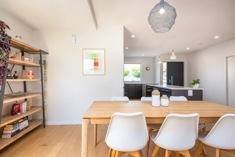 Photo of property in 1/177 Edgeware Road, Edgeware, Christchurch, 8013