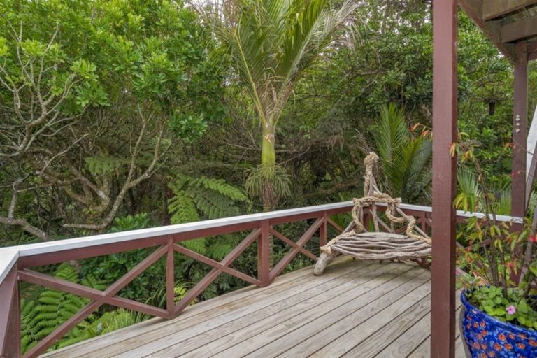 Photo of property in 23 Punga Place, Whitianga, 3510