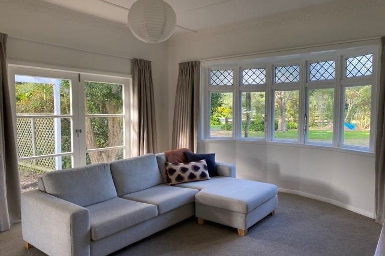 Photo of property in 435 Tararua Road, Levin, 5571