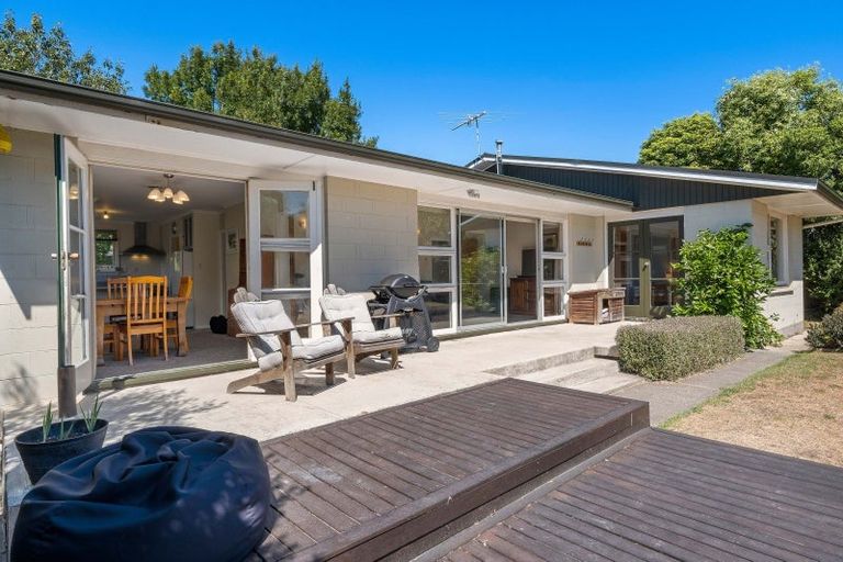 Photo of property in 9 Alpine View Lane, Parklands, Christchurch, 8083