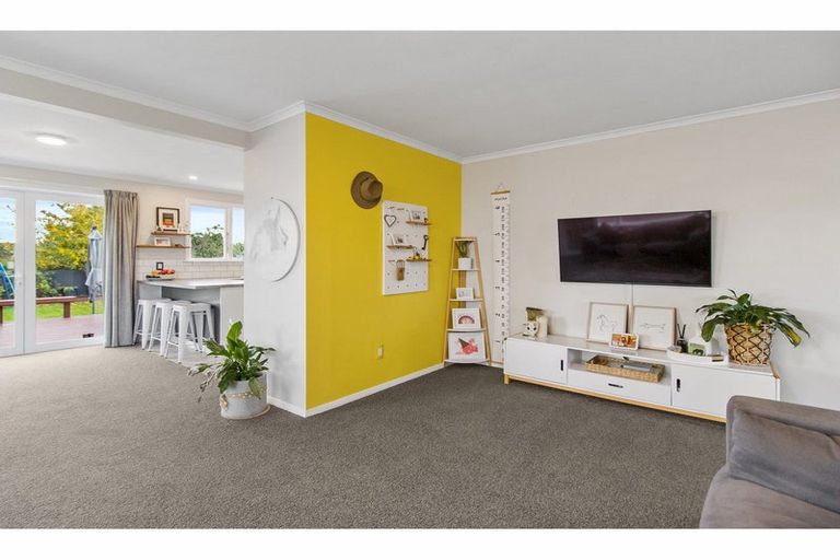 Photo of property in 24 Kowhai Street, Highfield, Timaru, 7910