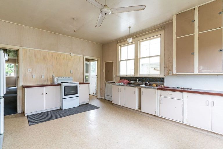 Photo of property in 30 Sandon Block Road, Ohingaiti, Hunterville, 4783