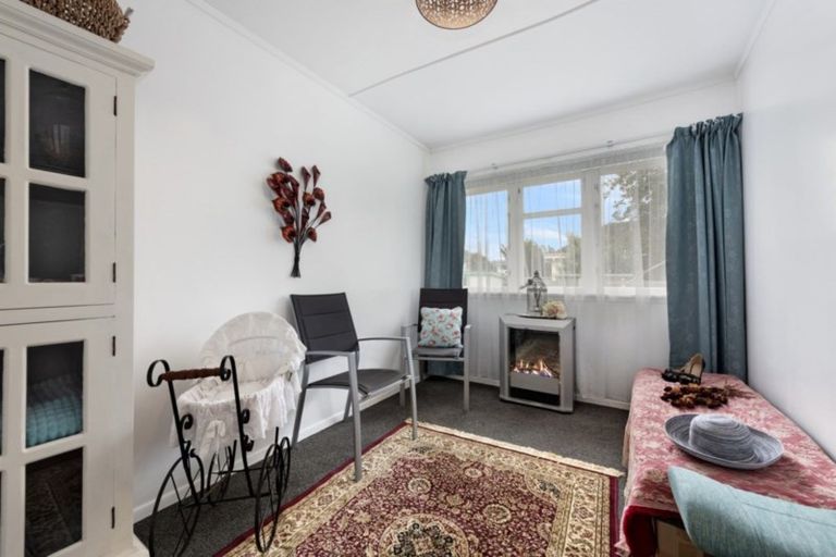 Photo of property in 1/14 Totara Street, Trentham, Upper Hutt, 5018