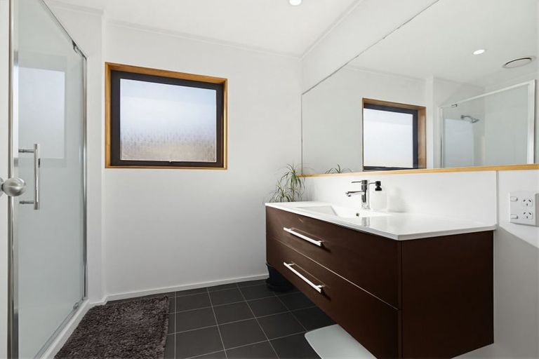 Photo of property in 4b Warriston Avenue, Waiuku, 2123