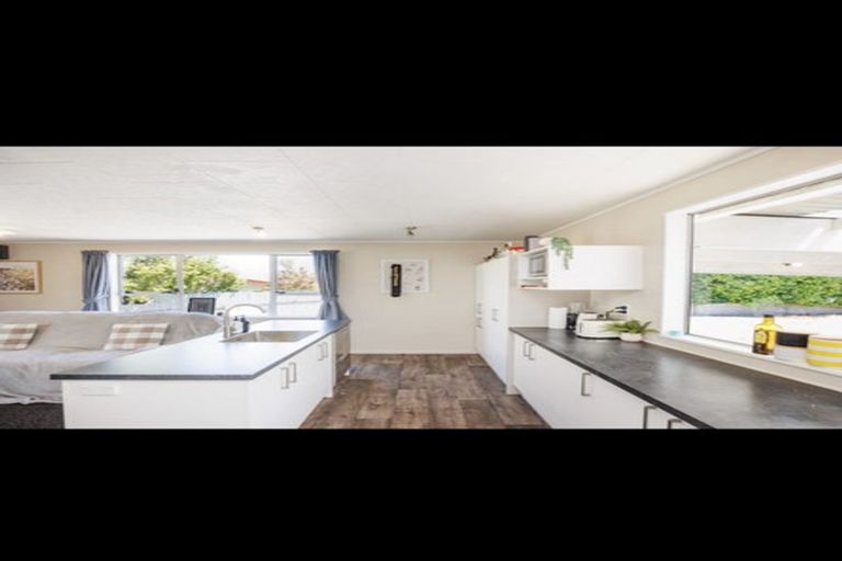 Photo of property in 20 Heatherlea Heights, Feilding, 4702