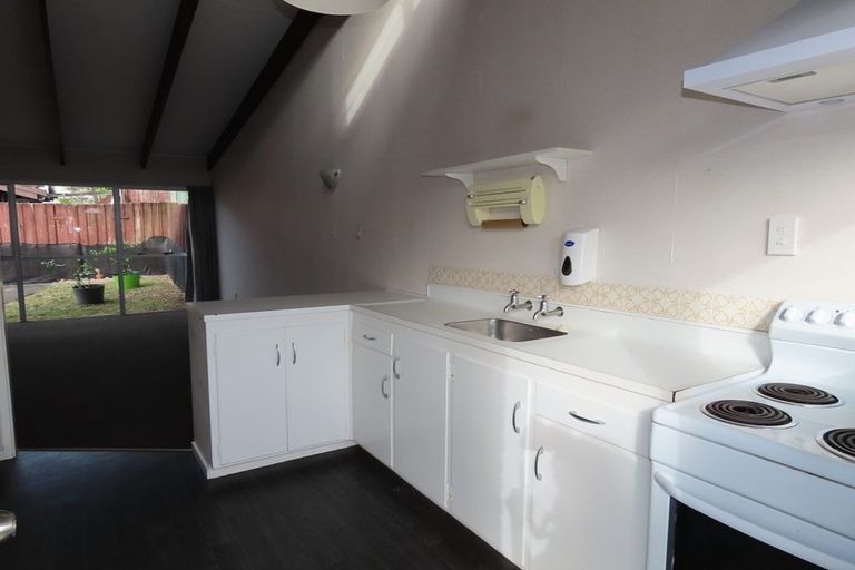 Photo of property in 4/42 James Laurie Street, Henderson, Auckland, 0612