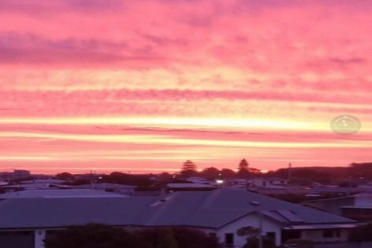 Photo of property in 13 Teppett Place, Foxton Beach, Foxton, 4815