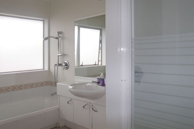 Photo of property in 61 Brylee Drive, Conifer Grove, Takanini, 2112