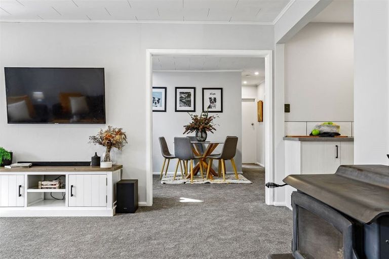 Photo of property in 70 Woodbury Street, Russley, Christchurch, 8042